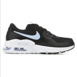 WOMEN'S NIKE AIR MAX EXCEE SNEAKERS